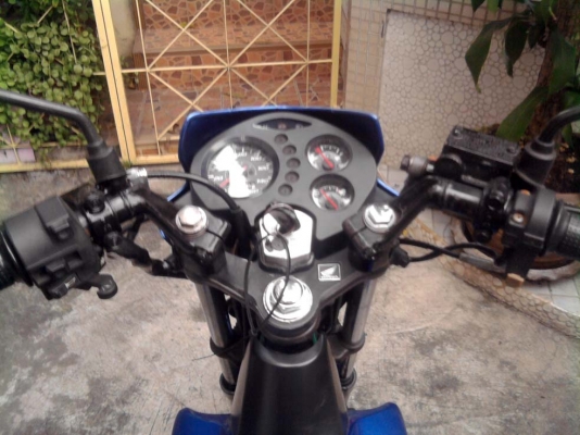 ขออนุญาติขาย Honda Sonic New 125 CC. ตัว TOP  สตาร์ทมือ ล้อแม็ก