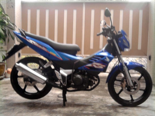 ขออนุญาติขาย Honda Sonic New 125 CC. ตัว TOP  สตาร์ทมือ ล้อแม็ก