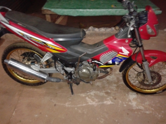 โซนิคสภาพเดิมๆมี2คันให้เลือกชม