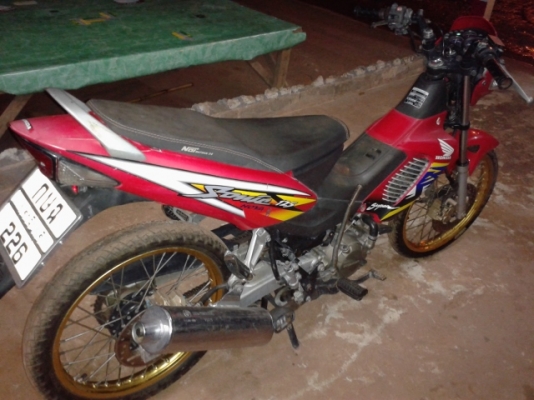 โซนิคสภาพเดิมๆมี2คันให้เลือกชม