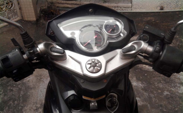 ขออนุญาติขาย YAMAHA X1-R 135 cc. ตัว TOP สตาร์ทมือ ดิสหน้าหลัง โอนให้ฟรีครับ