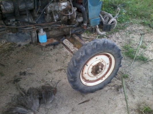 ขายรถไถiseki 35แรง พร้อมผานพรวน5ใบ โคลงผาน3