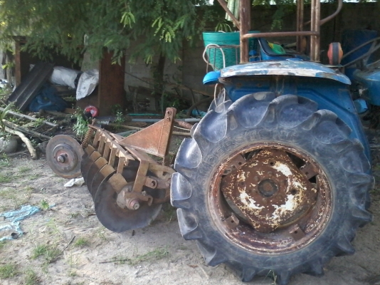 ขายรถไถiseki 35แรง พร้อมผานพรวน5ใบ โคลงผาน3