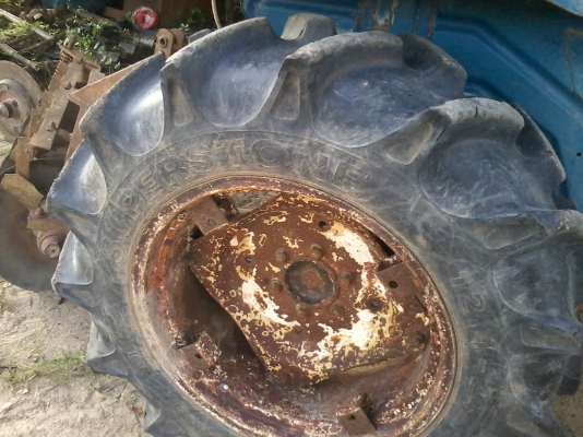 ขายรถไถiseki 35แรง พร้อมผานพรวน5ใบ โคลงผาน3