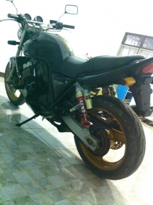 CB400 y98 อินวอย สพม แท้ๆ ครับ ราคา 79000 ครับ