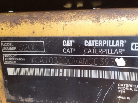 ขายแบคโฮ CAT 320 C ซีเรียลญี่ปุ่น สนใจโทร 0819701072
