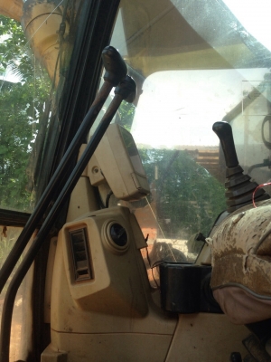 ขายแบคโฮ CAT 320 C ซีเรียลญี่ปุ่น สนใจโทร 0819701072