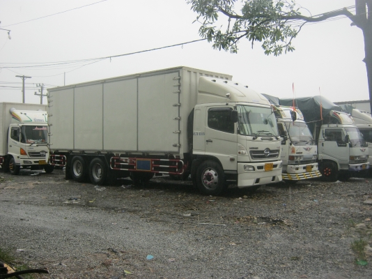 บุญเลิศ รุ่งเรืองขนส่ง รถอยู่มินบุรี รับจ้างขนส่งของทั่วประเทศ091-020-4412