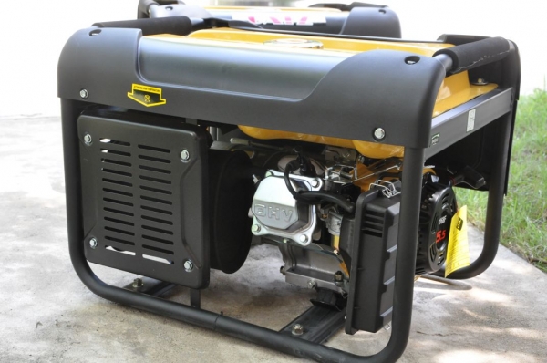 ขายเครื่องปั่นไฟ CATZ2500S (2.5KW) สภาพสวยเดิมยังไม่เคยใช้งานในไทย16,000เท่านั้น!!