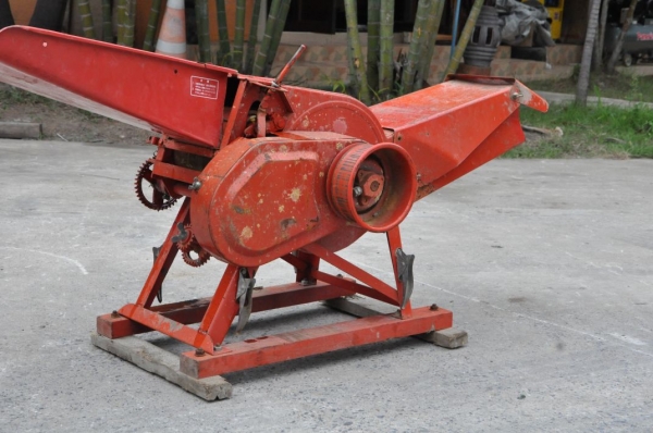 ขายเครื่อง สับ ย่อย กิ่งไม้ อนคประสงค์ นำเข้าญี่ปุ่นยังไม่เคยใช้งานในไทย 12,500เท่านั้น!!