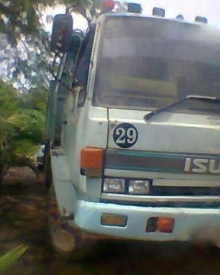 อีซูซุ 6 ล้อดั้ม FTR 195 แรงม้า ( รถห่างแท้. ) สนใจติดต่อ 081 - 6079515 อีซูซุ 6 ล้อดั้ม FTR 195 แรงม้า ( รถห่างแท้. ) สนใจติดต่อ 081 - 6079515