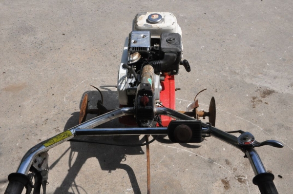 ขายเครื่องพรวนดิน HONDA สภาพสวยเดิมจากญี่ปุ่น คล่องตัวแรงดี 8,500เท่านั้น!!