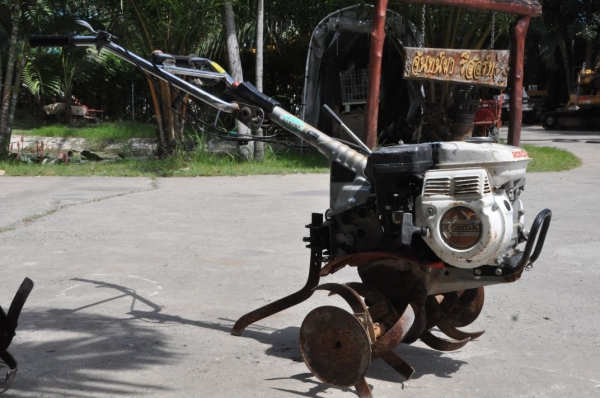 ขายเครื่องพรวนดิน HONDA สภาพสวยเดิมจากญี่ปุ่น คล่องตัวแรงดี 8,500เท่านั้น!!