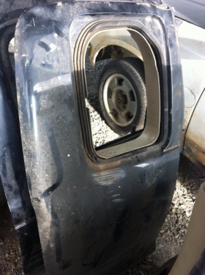 ขายประตูแค๊ป Vigo 1 คู่