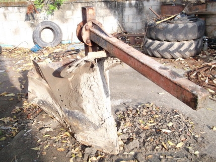 ขายถูก ฟอร์ด6600  ใครมีคูโบต้า47แรงยานม่า49แรงมาแรกก็ได้