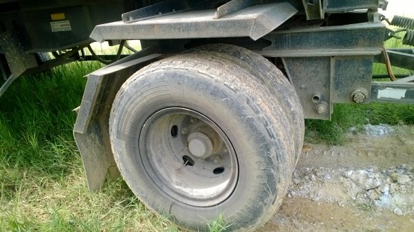 ดั้มลูกพ่วงใช้น้อย 1 ปี SMM สามมิตรปี*2555....2คานยาว6ม... ดั้มลูกพ่วงใช้น้อย 1 ปี SMM สามมิตรปี*2555....2คานยาว6ม...