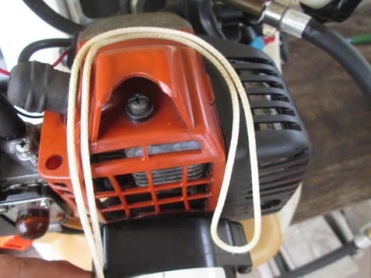 เครื่องพ่นยาสะพายบ่า KIORITZ SHPE701