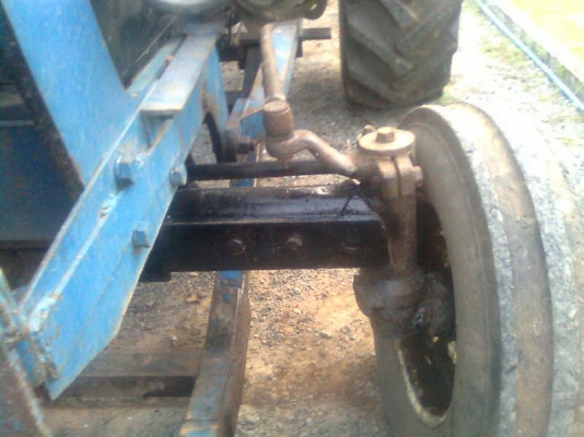 ขายฟอร์ด 6600 T3 ตัวแท้พร็อมอุปกรณ์2ชิ้นครับ