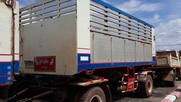 ขายด่วนHINO FM3Mสองเพลาดั้มแม่ลูกสภาพพร้อมใช้เอกสารชุดโอนพร้อมรีบจอง โทร0843923995