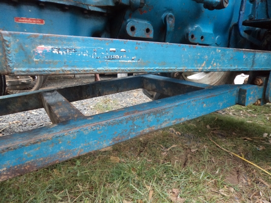 ขายรถไถฟอร์ด อุปกรดันหน้า-ผานหลังสภาพดีพร้อมใช้งานคับ