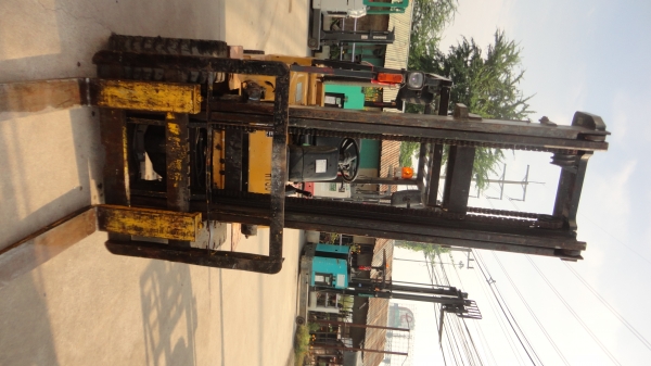 ขายรถ MITSUBISHI fd35 (ดีเซล)เสาสูง 4 เมตร เครื่องยนต์ 4 สูบ