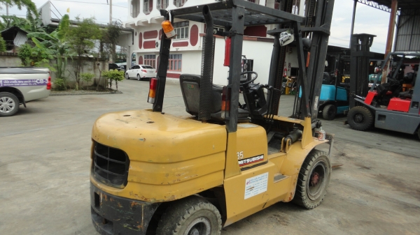 ขายรถ MITSUBISHI fd35 (ดีเซล)เสาสูง 4 เมตร เครื่องยนต์ 4 สูบ