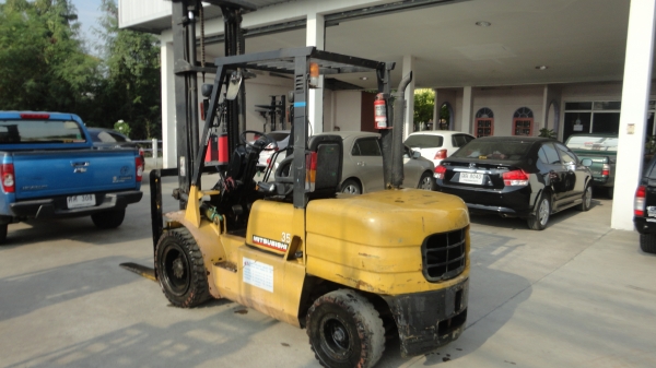 ขายรถ MITSUBISHI fd35 (ดีเซล)เสาสูง 4 เมตร เครื่องยนต์ 4 สูบ