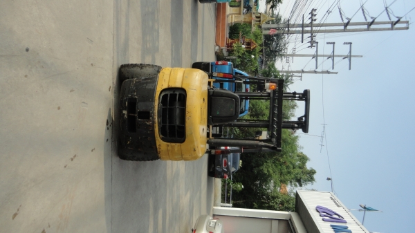 ขายรถ MITSUBISHI fd35 (ดีเซล)เสาสูง 4 เมตร เครื่องยนต์ 4 สูบ