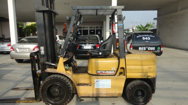 ขายรถ MITSUBISHI fd35 (ดีเซล)เสาสูง 4 เมตร เครื่องยนต์ 4 สูบ