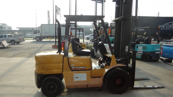 ขายรถ MITSUBISHI fd35 (ดีเซล)เสาสูง 4 เมตร เครื่องยนต์ 4 สูบ