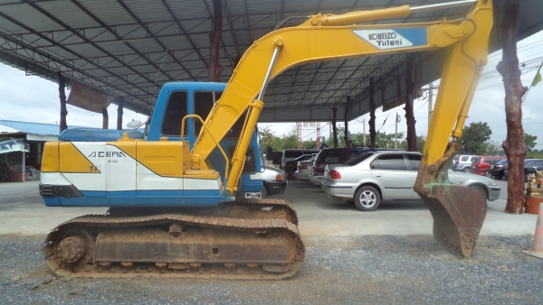 แบคโค KOBELCO Yutani SK120
