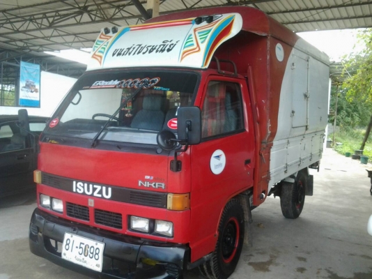 ขายดว่นๆ รถบรรทุก 4 ล้อ  เล่มทะเบียนพร้อมโอน