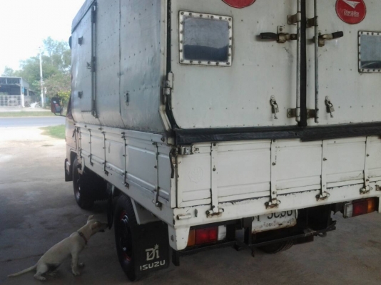 ขายดว่นๆ รถบรรทุก 4 ล้อ  เล่มทะเบียนพร้อมโอน