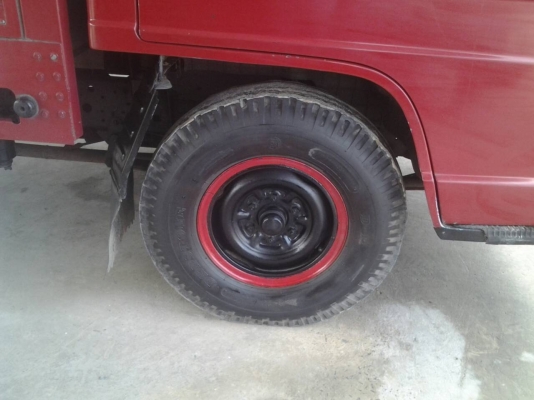 ขายดว่นๆ รถบรรทุก 4 ล้อ  เล่มทะเบียนพร้อมโอน