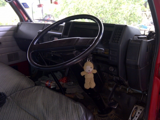 ขายดว่นๆ รถบรรทุก 4 ล้อ  เล่มทะเบียนพร้อมโอน