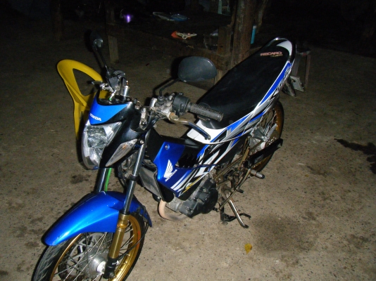 ขายรถเครื่องhonda sonic 125 (แถวบ้านเขาเรียกยังงี้ครับ)