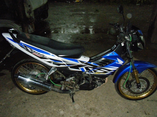 ขายรถเครื่องhonda sonic 125 (แถวบ้านเขาเรียกยังงี้ครับ)