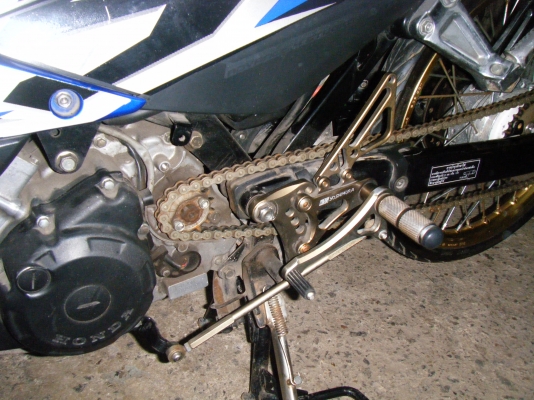 ขายรถเครื่องhonda sonic 125 (แถวบ้านเขาเรียกยังงี้ครับ)