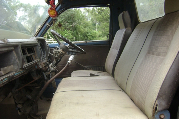 ขายหกล้อดั้ม KS เครื่อง 4BE1 ฝาดำ พร้อมใช้