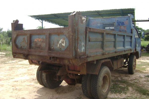 ขายหกล้อดั้ม KS เครื่อง 4BE1 ฝาดำ พร้อมใช้