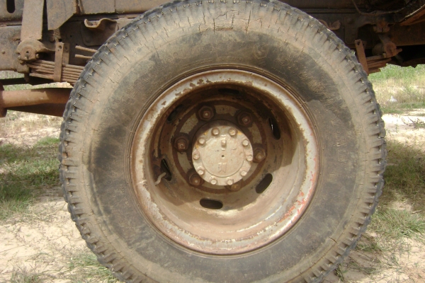 ขายหกล้อดั้ม KS เครื่อง 4BE1 ฝาดำ พร้อมใช้