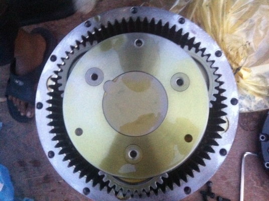 ขายตัวเดินPC120-5 - 6 SK120ทุกรุ่น สนใจติดต่อ บอย 085-156-2314