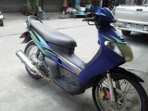 ขายด่วน nouvo ตัวเก่า สีน้ำเงิน ดำ เครื่องแน่นๆ เดิม เอกสารครบ ทดลองขับได้