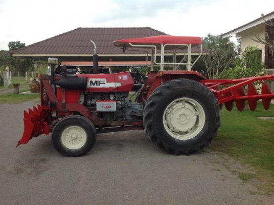 ขายรถไถนา แมสซี่ รุ่น 275 สภาพเดิมๆพร้อมใช้ มีดันหน้ากับฝาน7