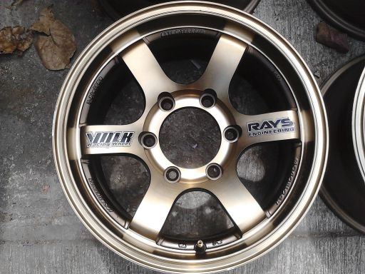 TE37 15 และยาง195R15C หลายเส้นถูกๆครับ TE37 15 และยาง195R15C หลายเส้นถูกๆครับ