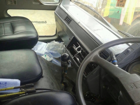 ขายรถบรรทุกสิบล้อดั๊มพ์ Mitsubishi Turbo TF แท้ๆ  ซีเรียส 2,2xx ยางดี แอร์ ทะเบียนพร้อม