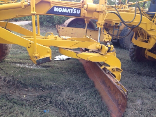 ขายรถเกรด komatsu GD376H สภาพพร้อมใช้งาน เอกสารเล่มทะเบียน ขายรถเกรด komatsu GD376H สภาพพร้อมใช้งาน เอกสารเล่มทะเบียน