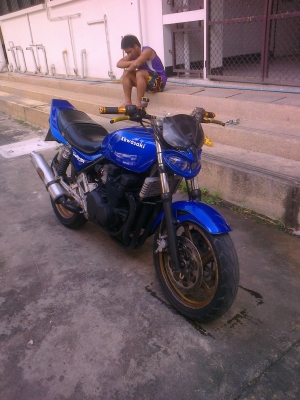 ขออนุญาตขาย kawasaki zephyr 400 (inv.)