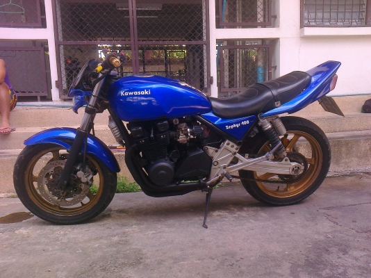 ขออนุญาตขาย kawasaki zephyr 400 (inv.)
