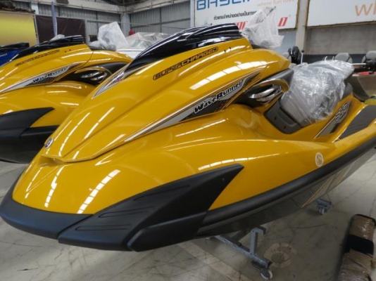 ขายเจ็ทสกีใหม่ 2013 YAMAHA FZS ผ่อนเดือนละ 12,200 บาทเท่านั้น ขายเจ็ทสกีใหม่ 2013 YAMAHA FZS ผ่อนเดือนละ 12,200 บาทเท่านั้น